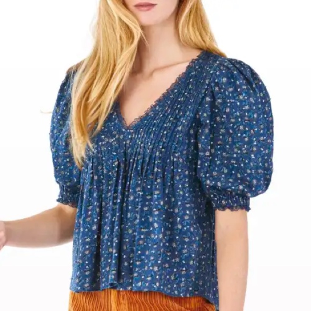 Hunter Bell Mia Puff Sleeve Lace Trim Blue Floral Print Top Women's Medium